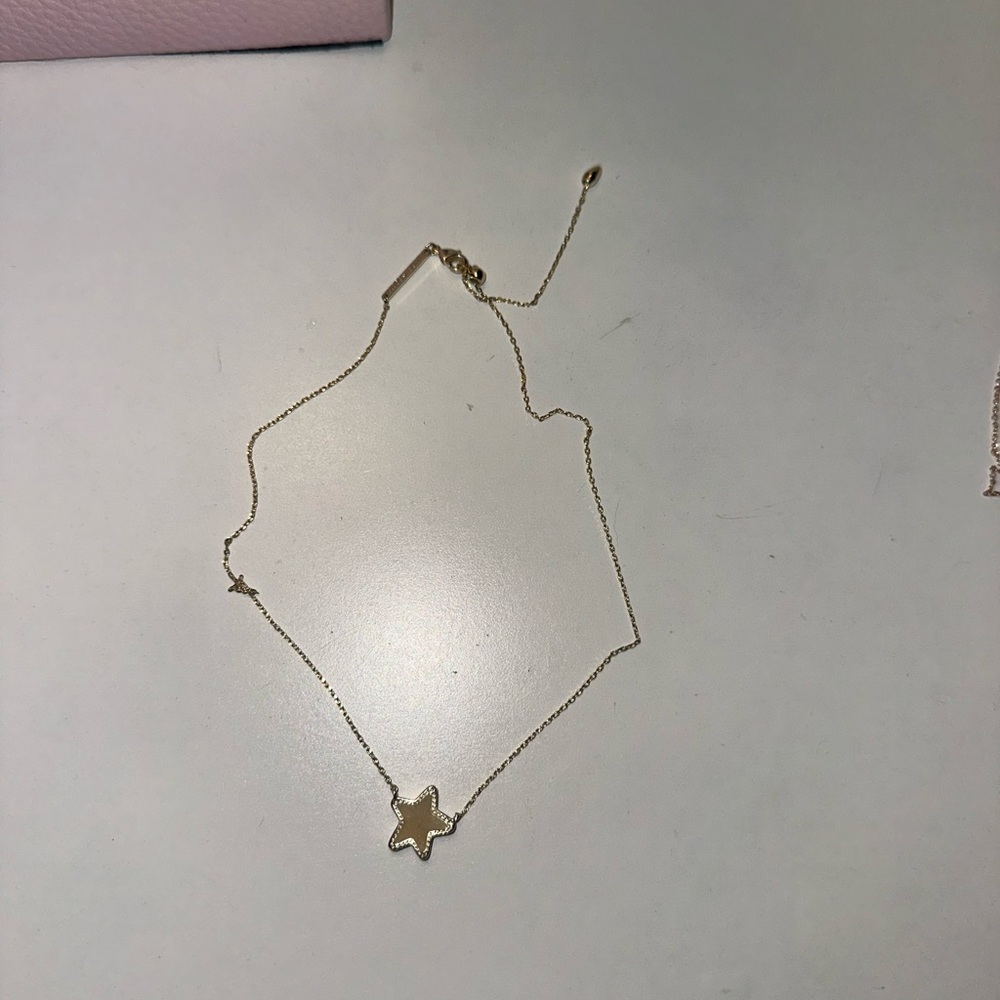 Kendra Scott Gold Star Pendant Necklace